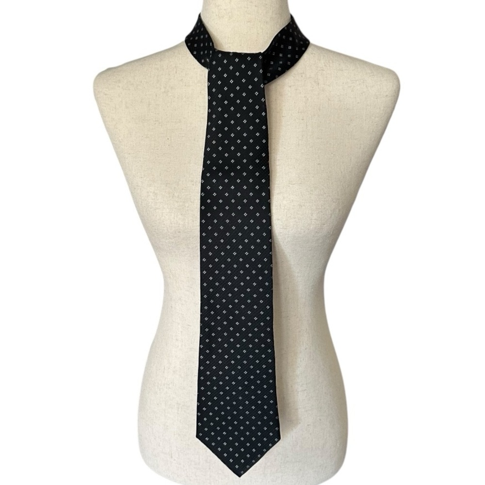 DKNY Men's Silk Tie Black Geometric Pattern Classic Length
